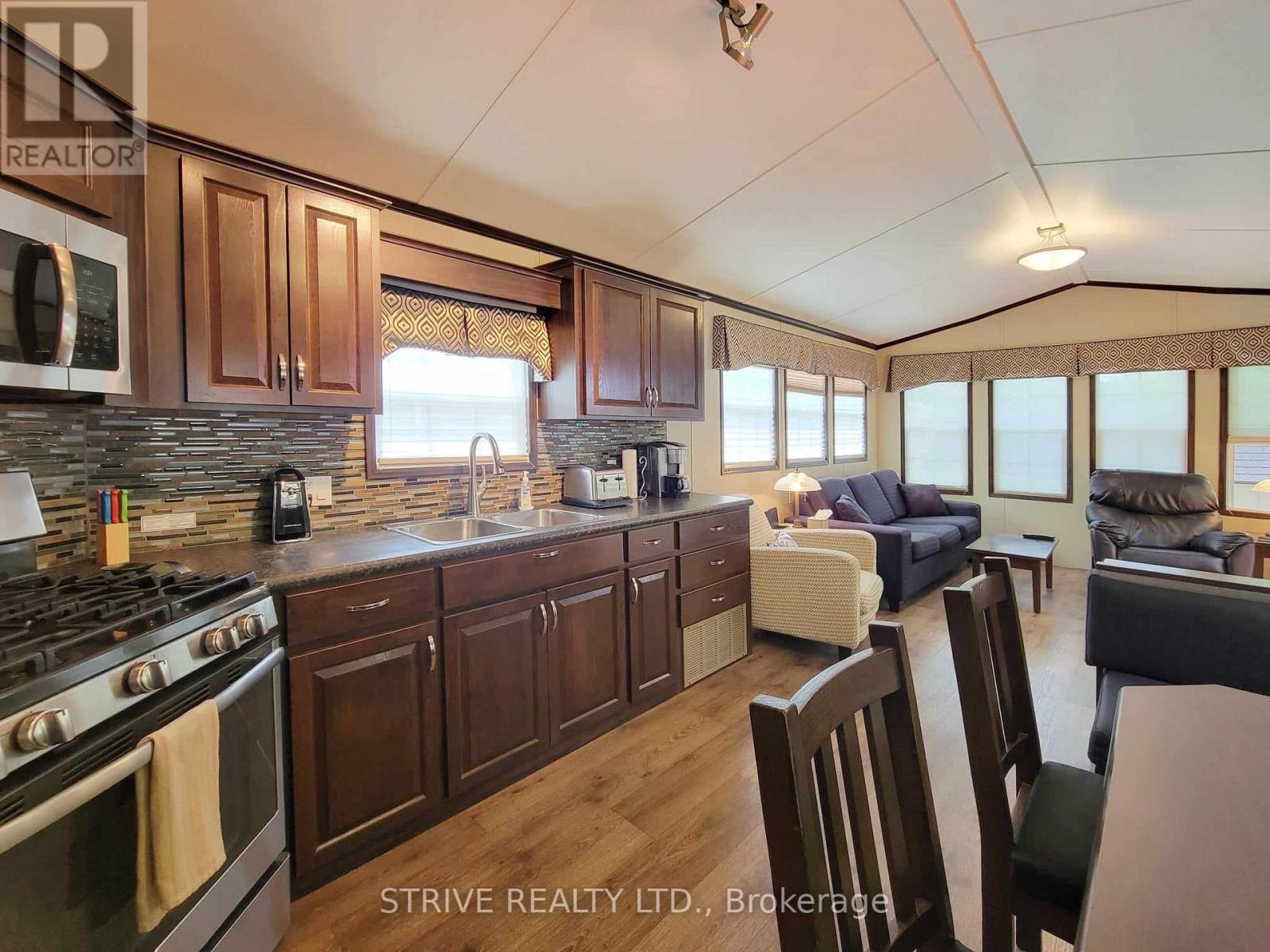 3-2152 County Rd 36 Road, Kawartha Lakes, Ontario  K0M 1L0 - Photo 4 - X13064510