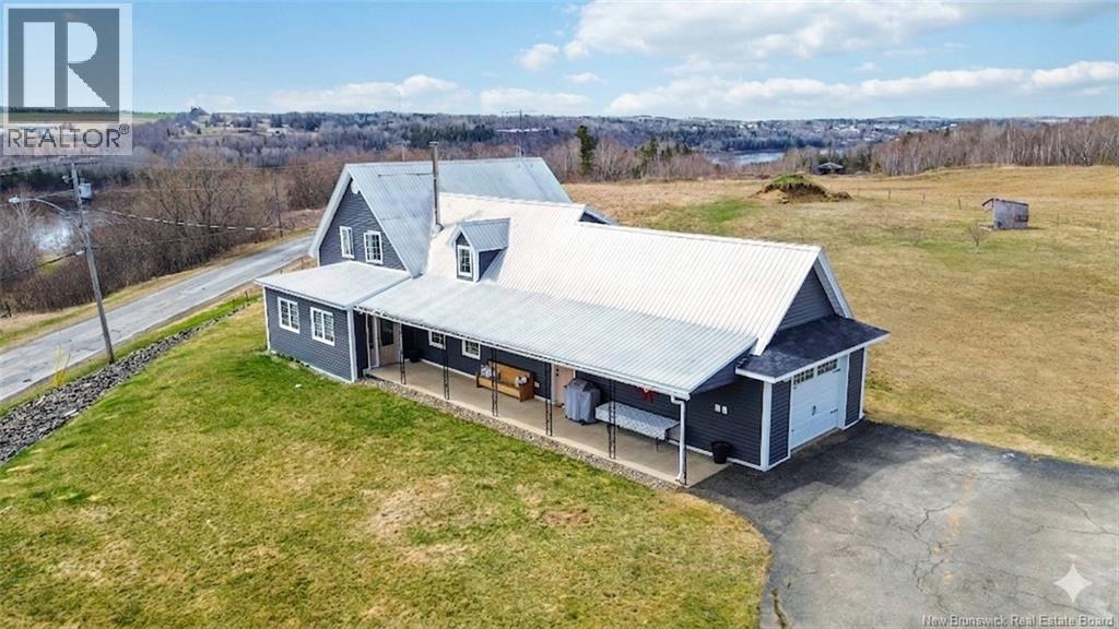 121 Cloverdale Road, Hartland, New Brunswick  E7P 3H8 - Photo 1 - NB138218