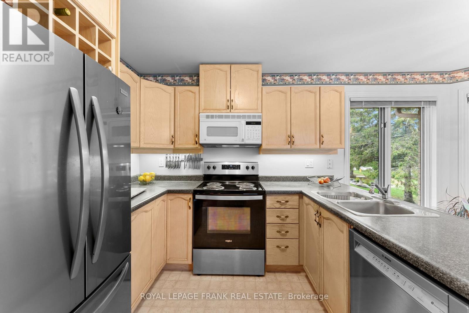 37 Island Bay Drive, Kawartha Lakes, Ontario  K0M 1A0 - Photo 18 - X13064596