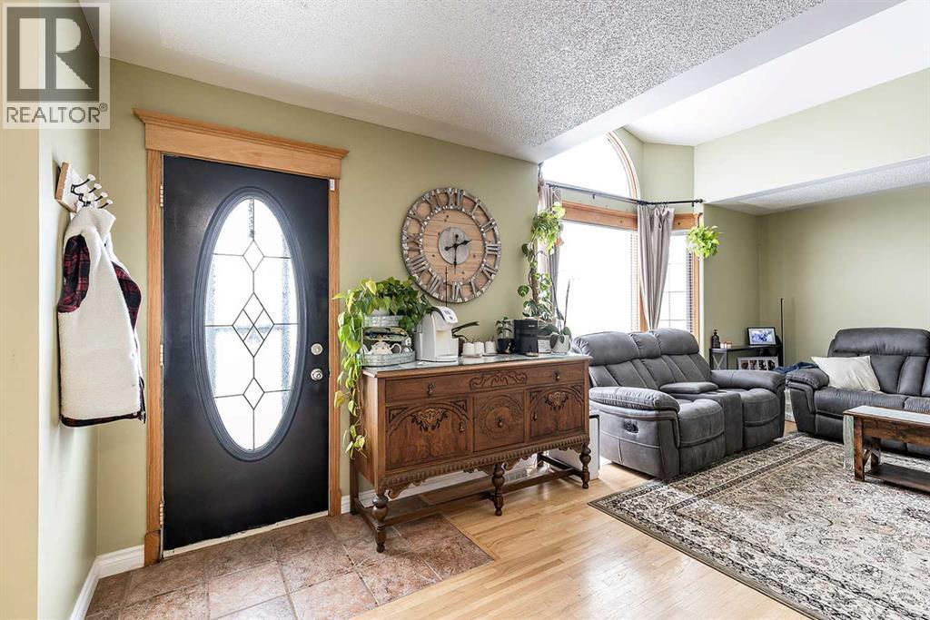 508 1 Street Se, Redcliff, Alberta  T0J 2P2 - Photo 7 - A2304972
