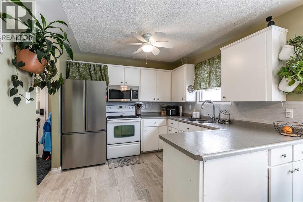 508 1 Street Se, Redcliff, Alberta  T0J 2P2 - Photo 14 - A2304972