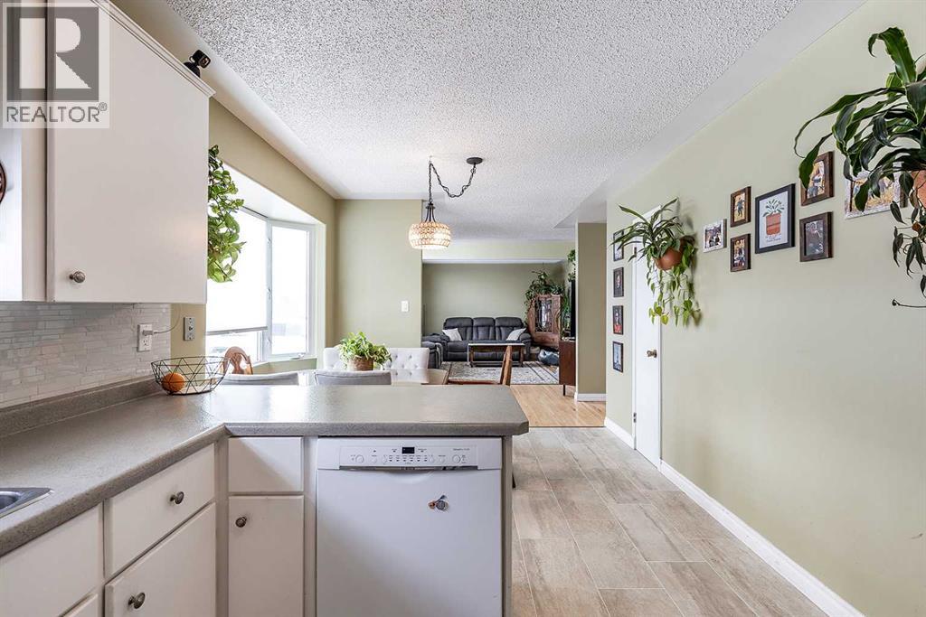 508 1 Street Se, Redcliff, Alberta  T0J 2P2 - Photo 17 - A2304972