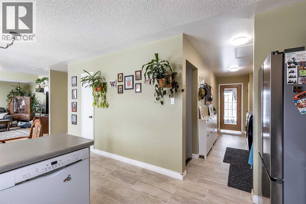 508 1 Street Se, Redcliff, Alberta  T0J 2P2 - Photo 18 - A2304972