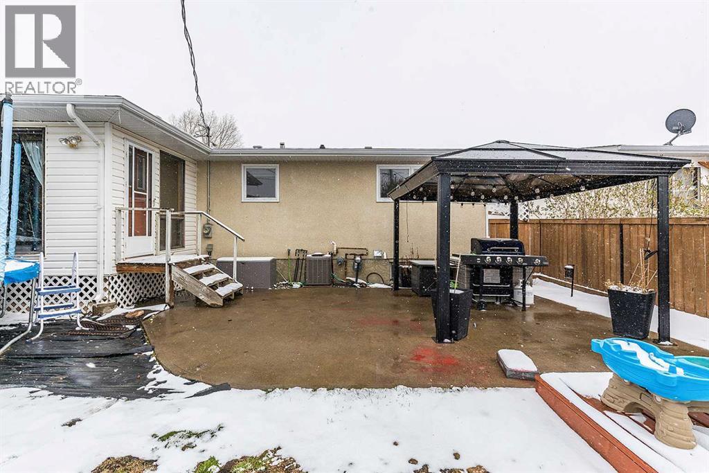 508 1 Street Se, Redcliff, Alberta  T0J 2P2 - Photo 47 - A2304972