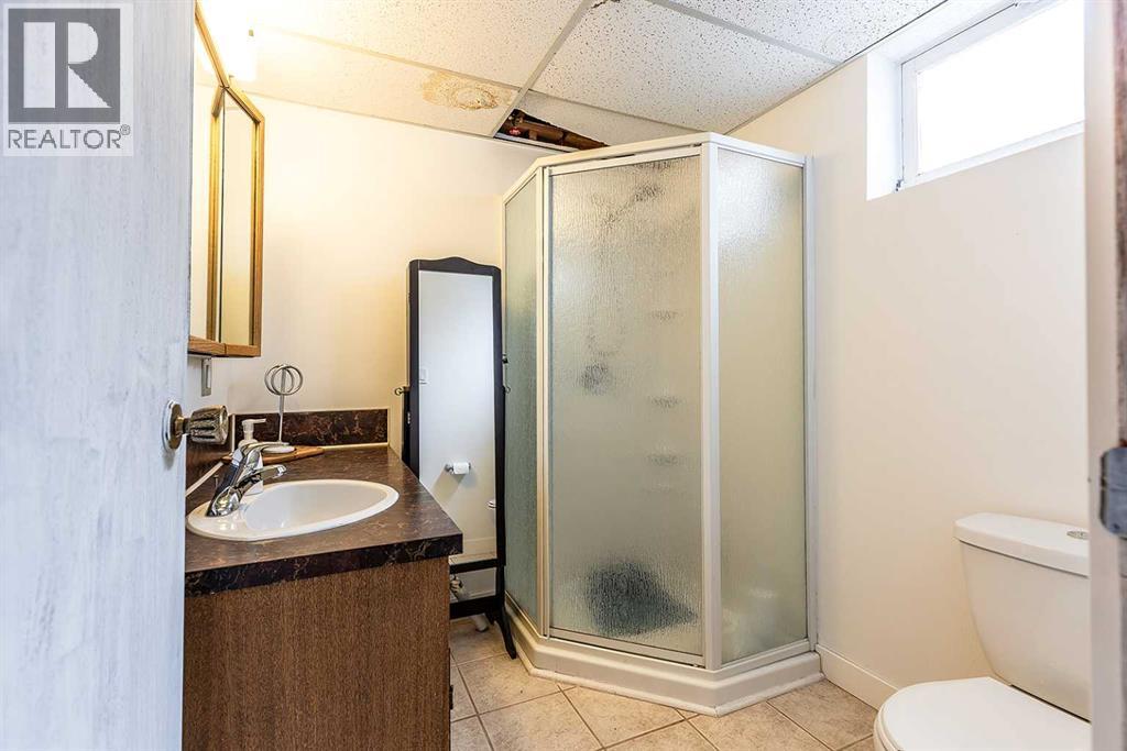 508 1 Street Se, Redcliff, Alberta  T0J 2P2 - Photo 39 - A2304972