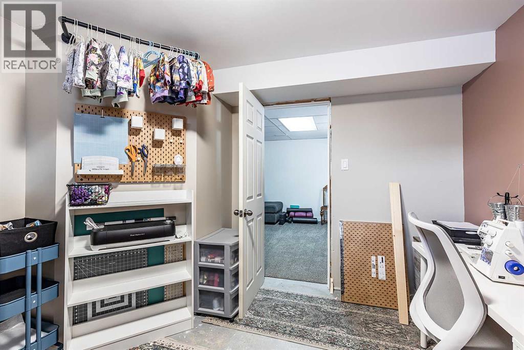 508 1 Street Se, Redcliff, Alberta  T0J 2P2 - Photo 35 - A2304972