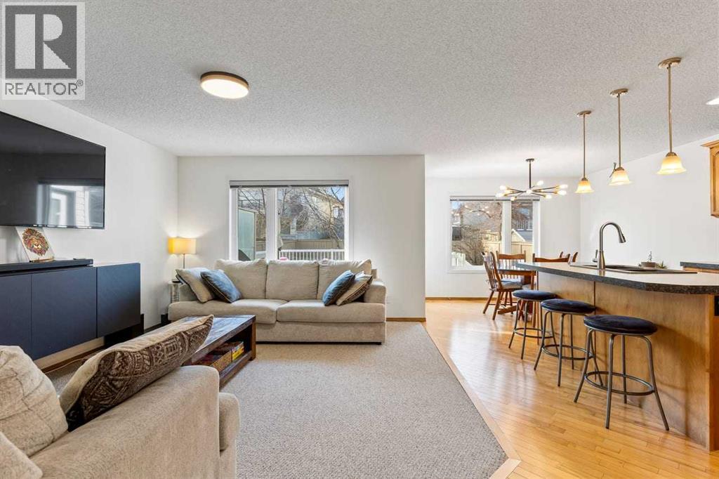921 Cranston Drive SE, Calgary, Alberta  T3M 1E3 - Photo 2 - A2284964