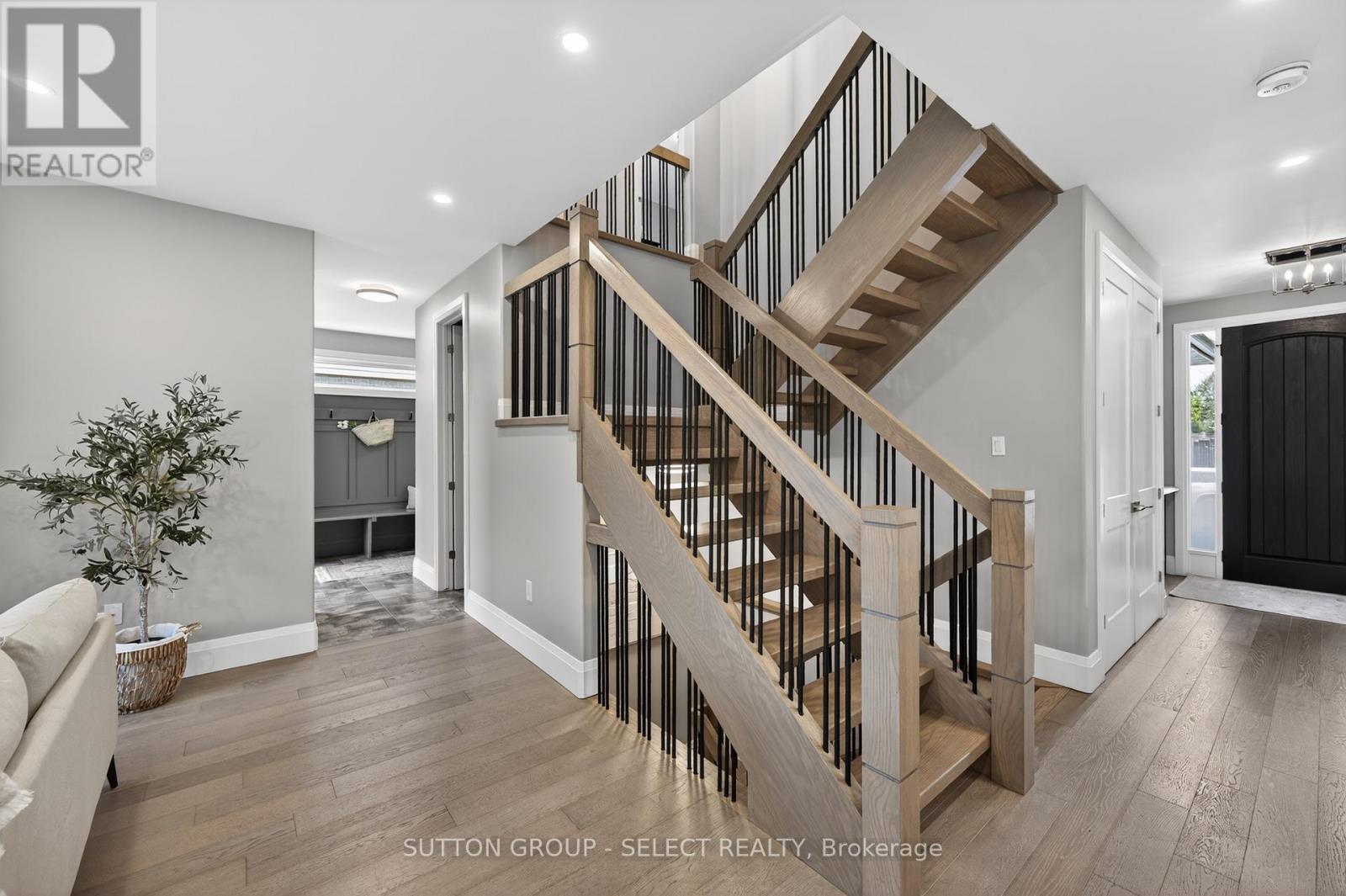 761 Hickorystick Key, London North, Ontario  N6G 0M9 - Photo 17 - X13064580