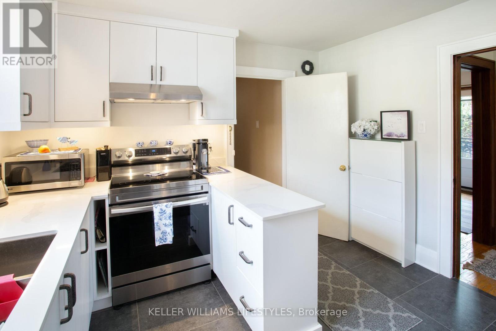117 Elmwood Avenue E, London South, Ontario  N6C 1J4 - Photo 14 - X13064696