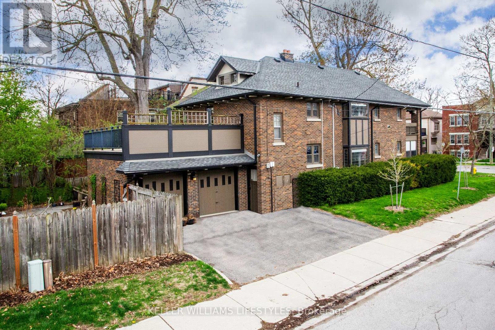 117 Elmwood Avenue E, London South, Ontario  N6C 1J4 - Photo 2 - X13064696