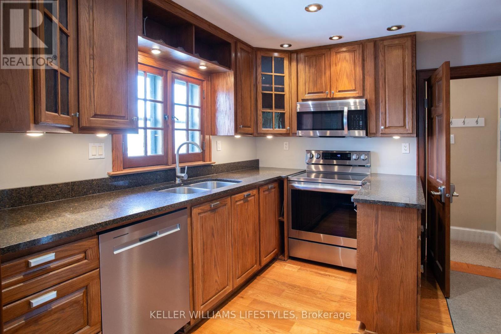 117 Elmwood Avenue E, London South, Ontario  N6C 1J4 - Photo 30 - X13064696