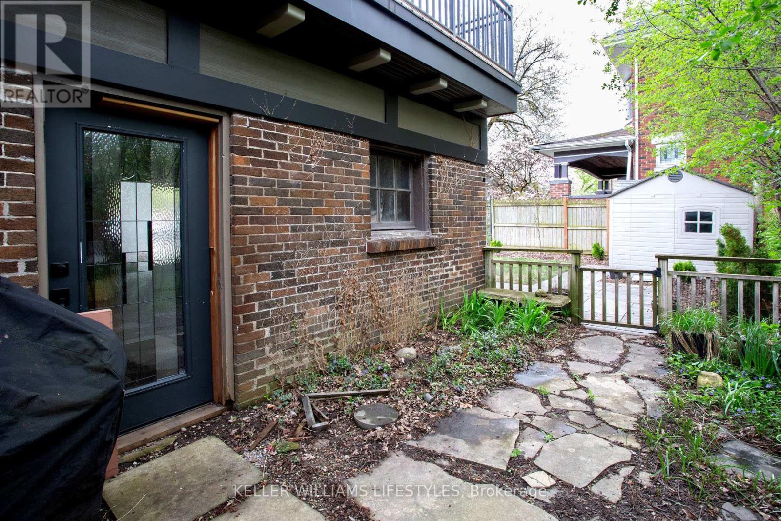 117 Elmwood Avenue E, London South, Ontario  N6C 1J4 - Photo 5 - X13064696