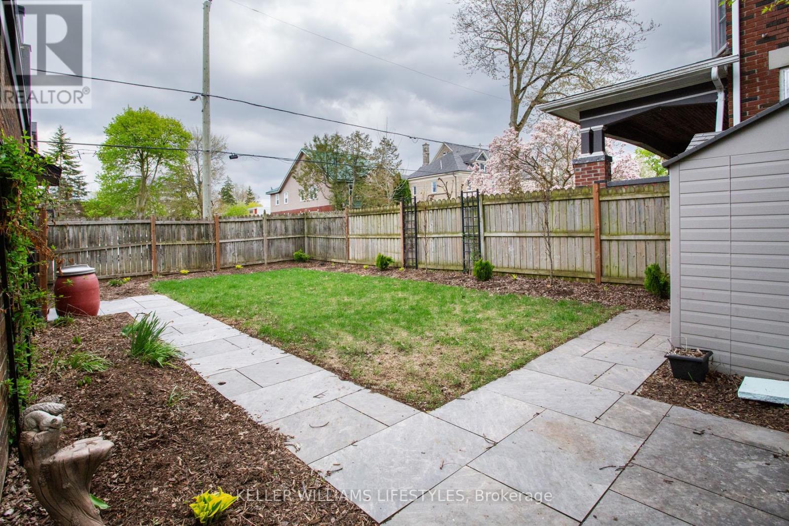 117 Elmwood Avenue E, London South, Ontario  N6C 1J4 - Photo 6 - X13064696