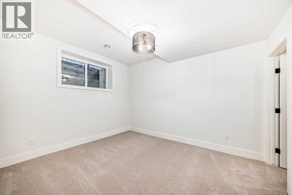 2006 41 Avenue SW, Calgary, Alberta  T2T 2M1 - Photo 32 - A2285150