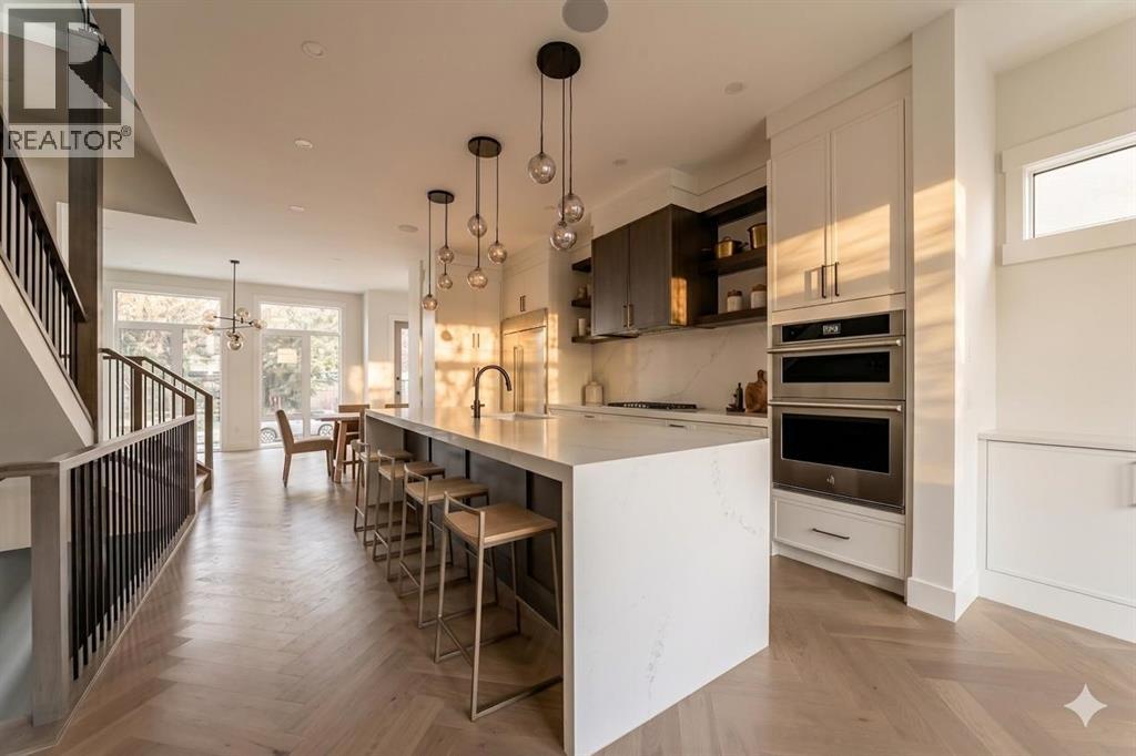 2006 41 Avenue SW, Calgary, Alberta