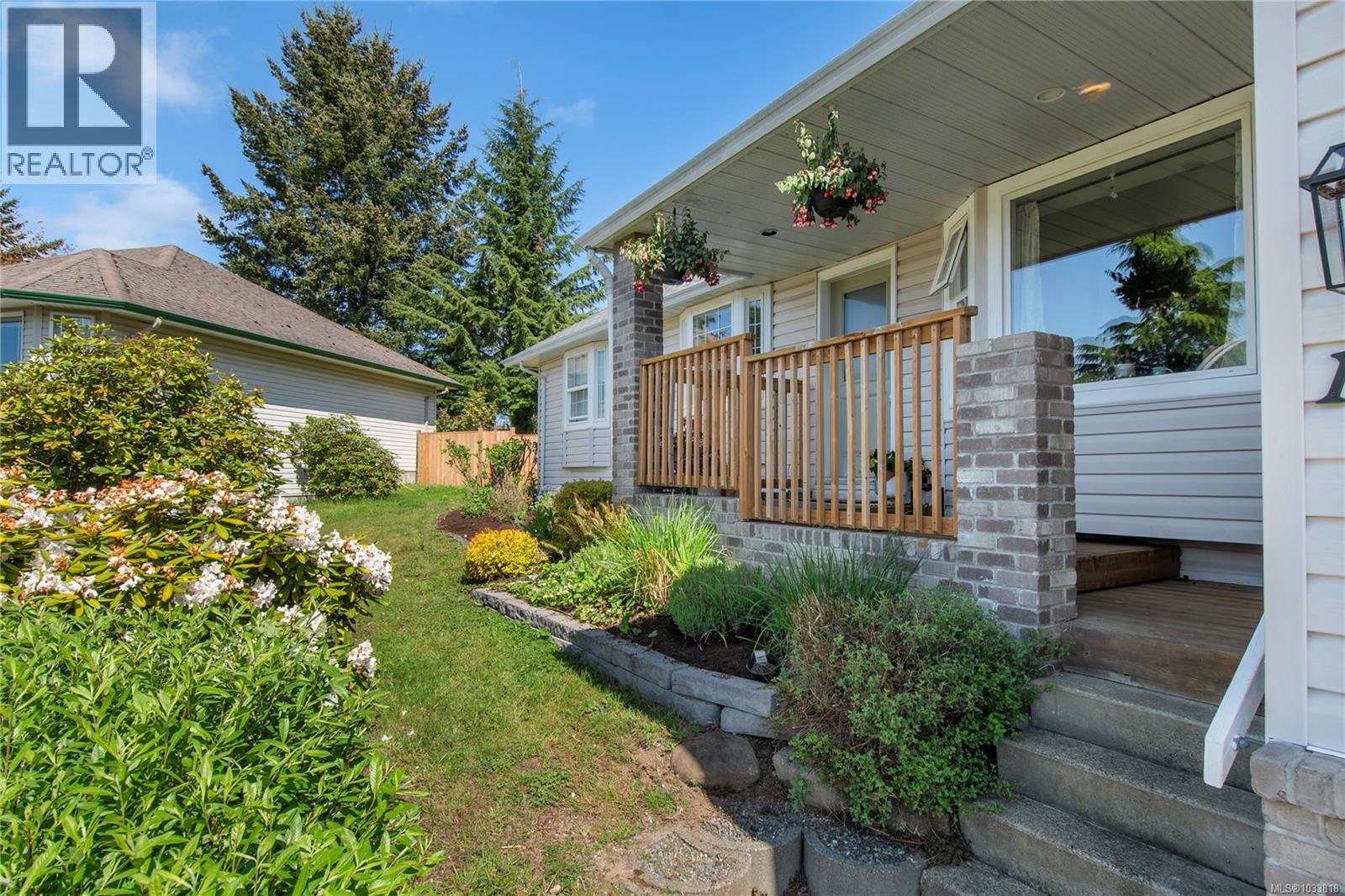 1860 Brant Pl, Courtenay, British Columbia  V9N 8Y8 - Photo 2 - 1033818