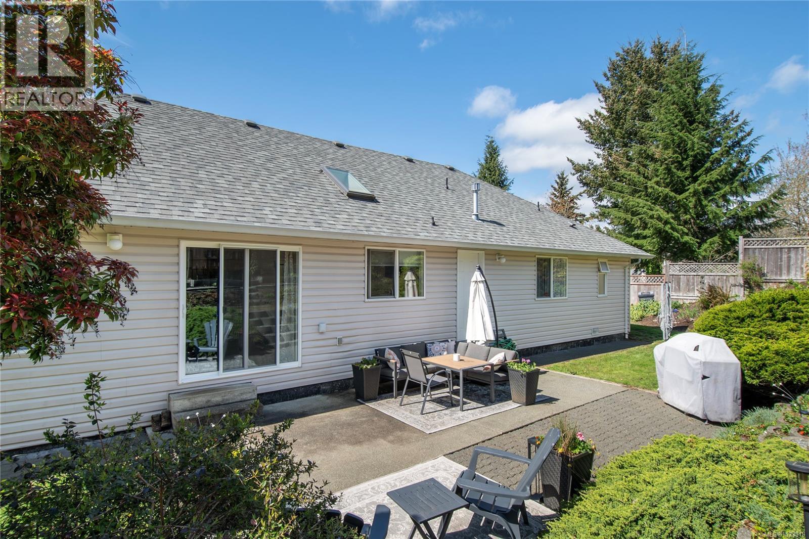 1860 Brant Pl, Courtenay, British Columbia  V9N 8Y8 - Photo 32 - 1033818