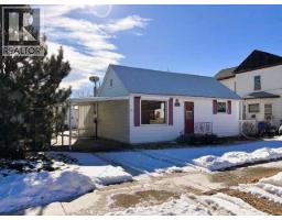 341 50 Avenue W, Claresholm, Alberta