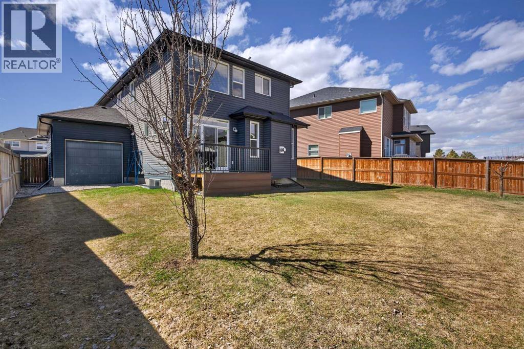 131 Ravenscroft Close SE, Airdrie, Alberta