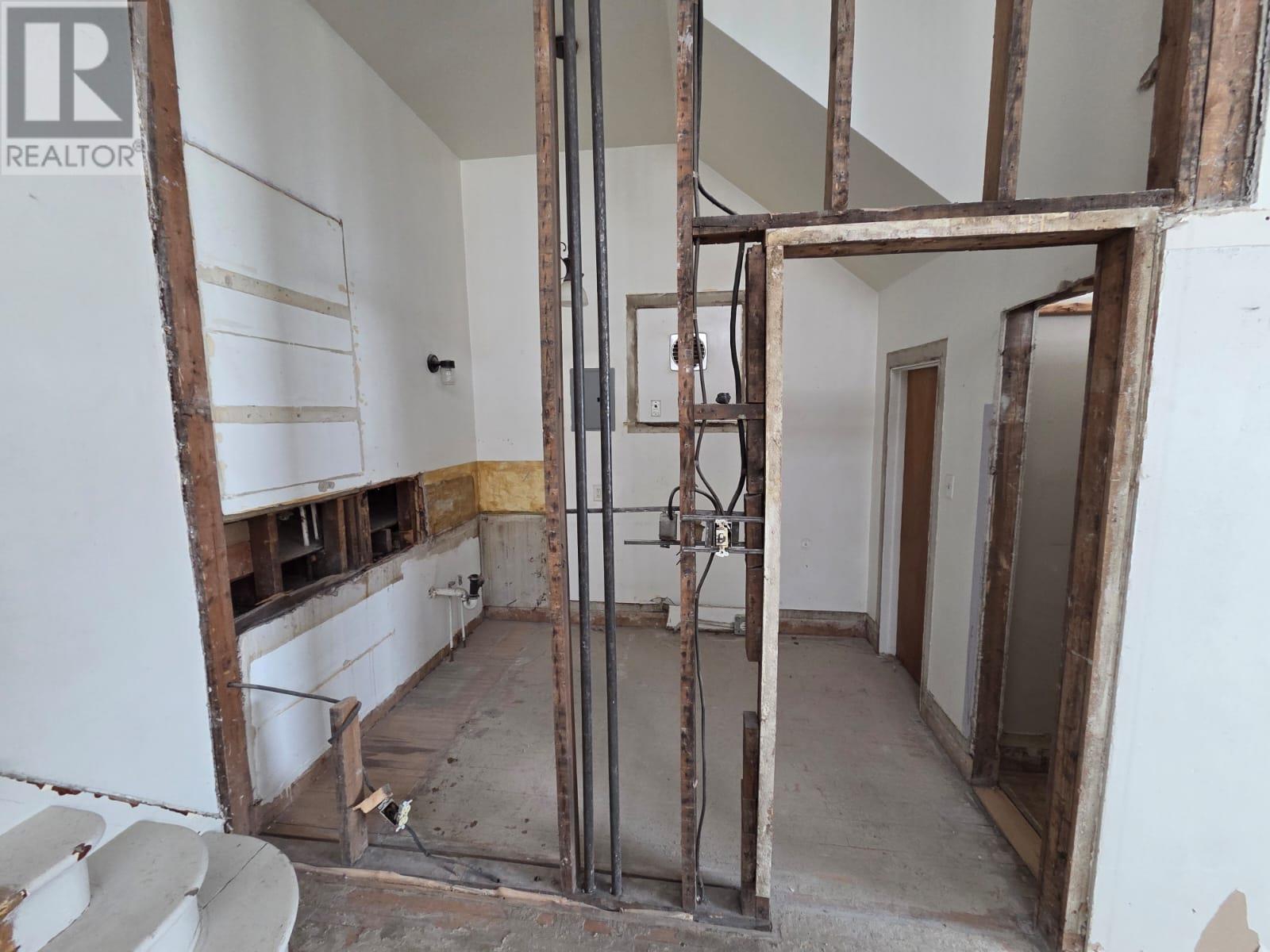 1012 Victoria Ave. E., Thunder Bay, Ontario  P7C 1B6 - Photo 8 - TB2600200