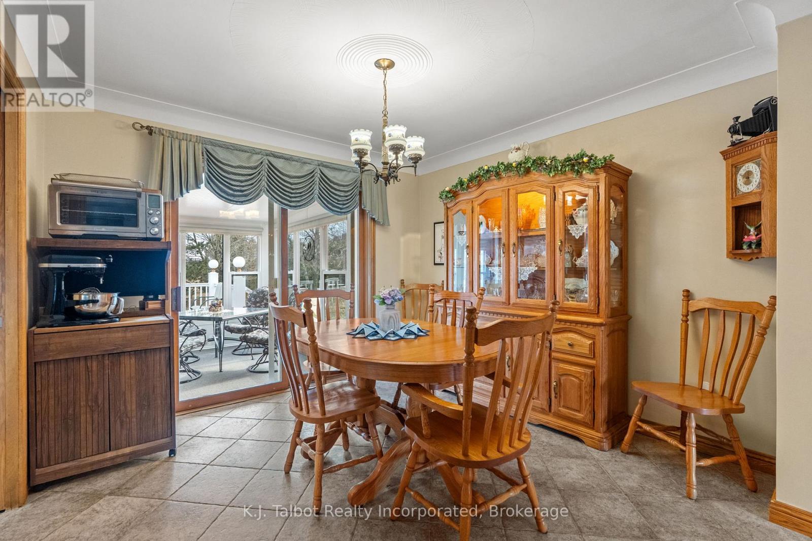 41342 Walton Road, Morris Turnberry, Ontario  N0K 1Z0 - Photo 20 - X12941224