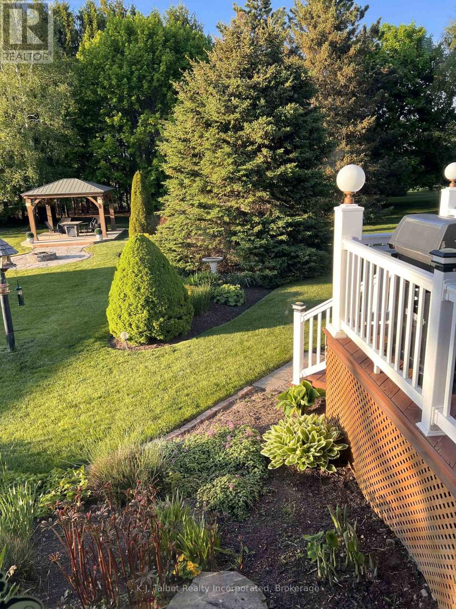 41342 Walton Road, Morris Turnberry, Ontario  N0K 1Z0 - Photo 41 - X12941224