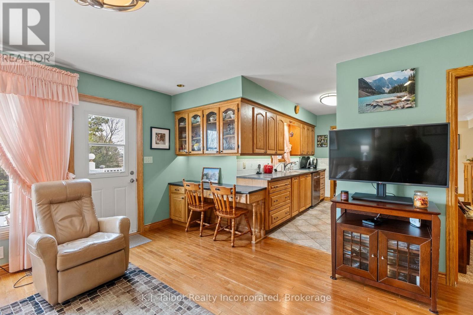 41342 Walton Road, Morris Turnberry, Ontario  N0K 1Z0 - Photo 24 - X12941224