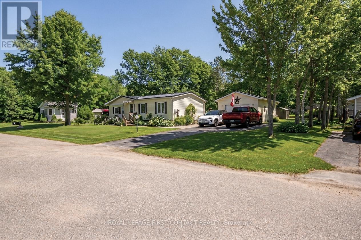 63 - 5411 ELLIOTT SIDE ROAD, Tay, Ontario