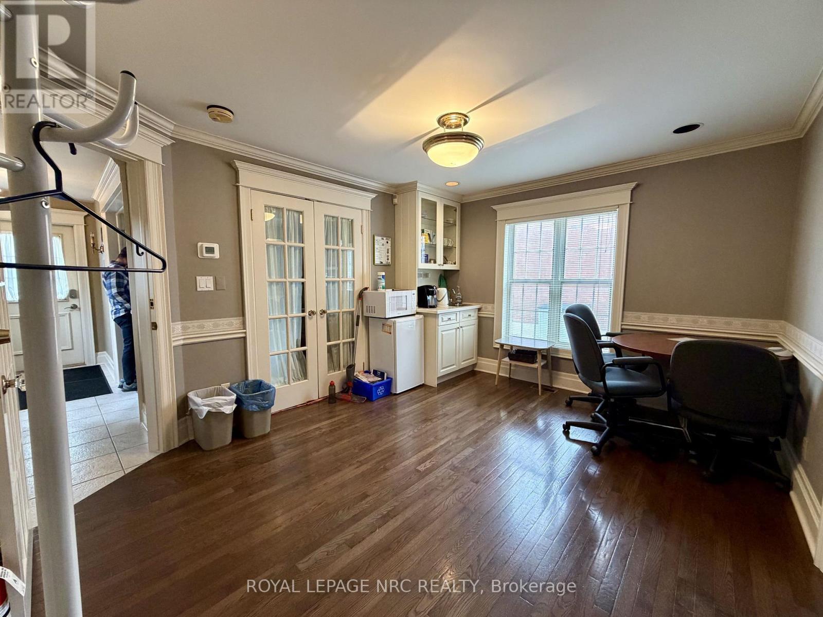 #1 - 128 Lake Street, St. Catharines, Ontario  L2R 5Y1 - Photo 10 - X13064676