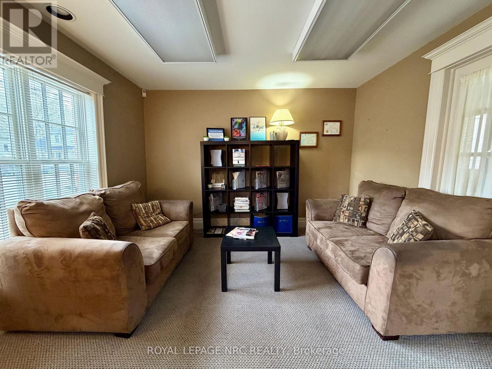 #1 - 128 Lake Street, St. Catharines, Ontario  L2R 5Y1 - Photo 8 - X13064676