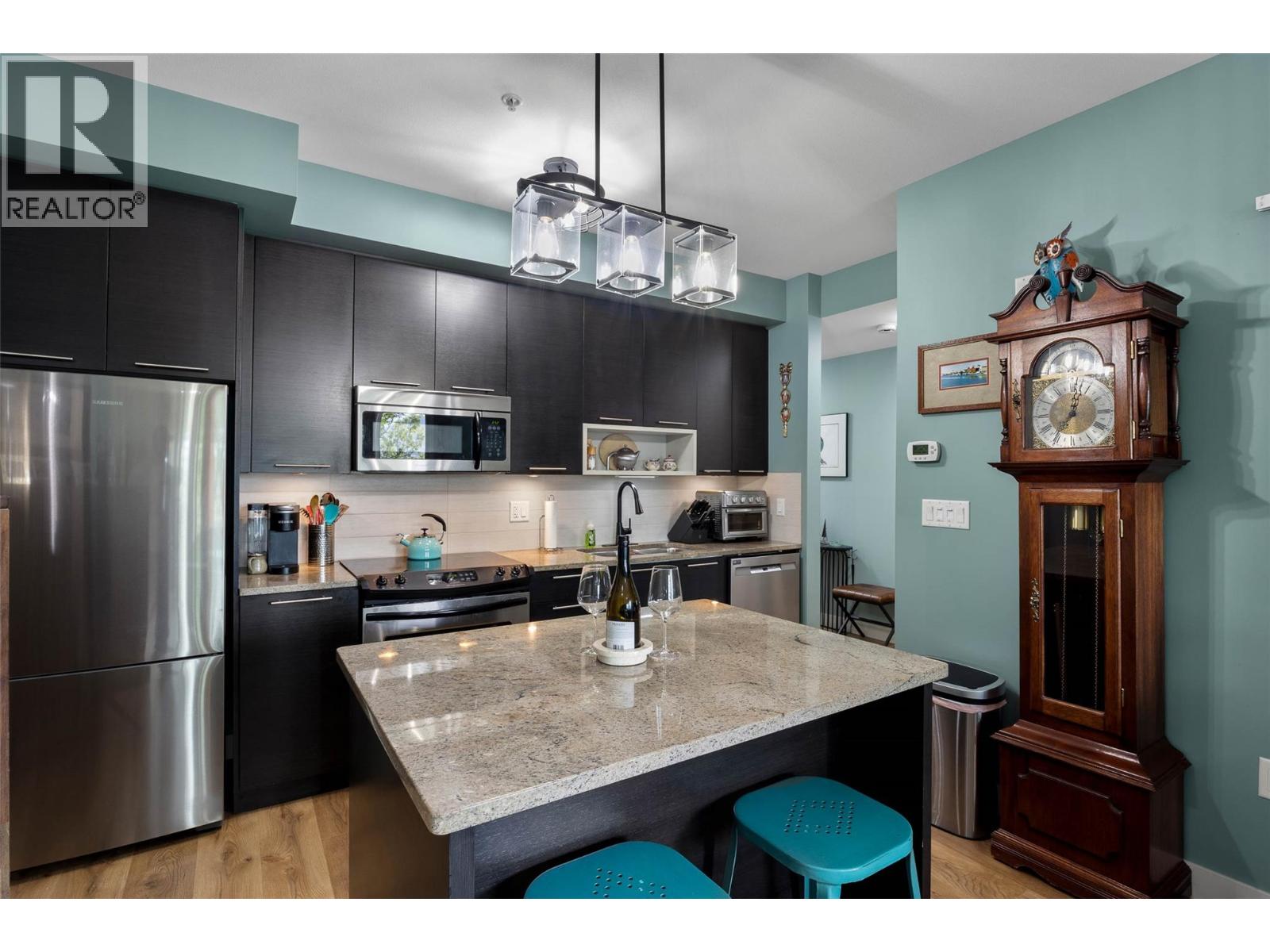 1000 Talasa Way Unit# 1301, Kamloops, British Columbia  V2H 0C2 - Photo 2 - 10384964