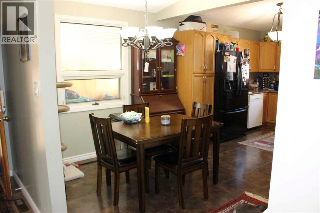 2811 13 Avenue S, Lethbridge, Alberta  T1K 0S9 - Photo 3 - A2305517