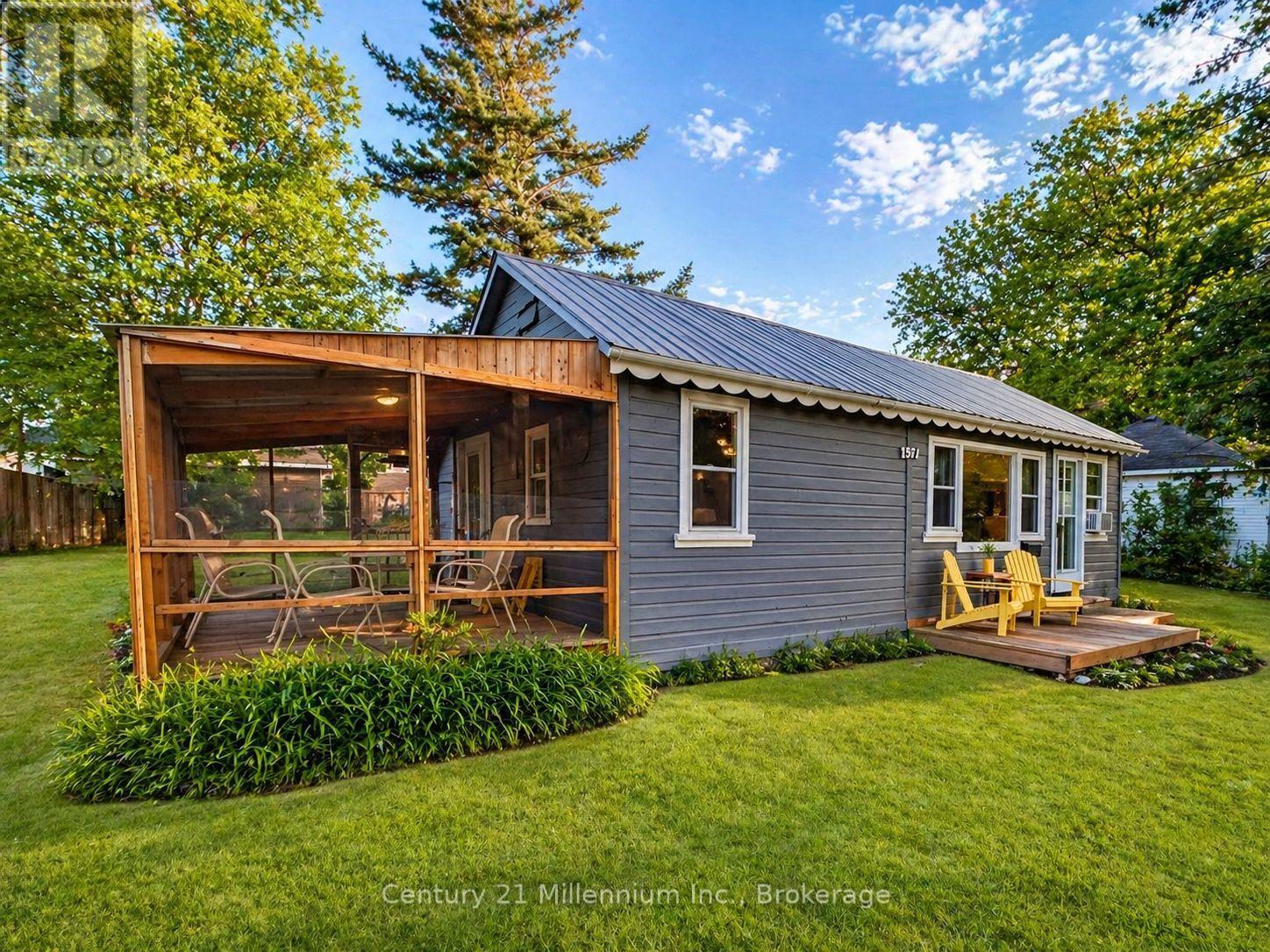 457 MOSLEY STREET, Wasaga Beach, Ontario