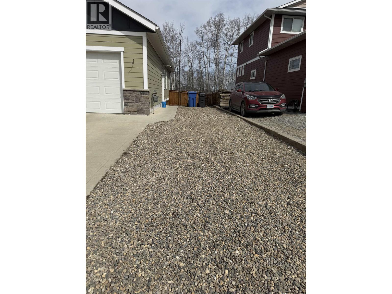 10816 108 Avenue, Fort St. John, British Columbia  V1J 0J3 - Photo 3 - R3117874