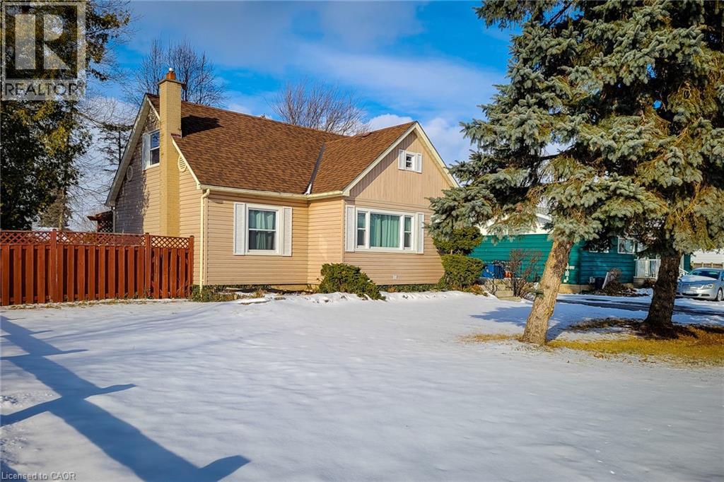 39 Dunsdon Street Unit# Lower, Brantford, Ontario  N3R 3J2 - Photo 2 - 40825930