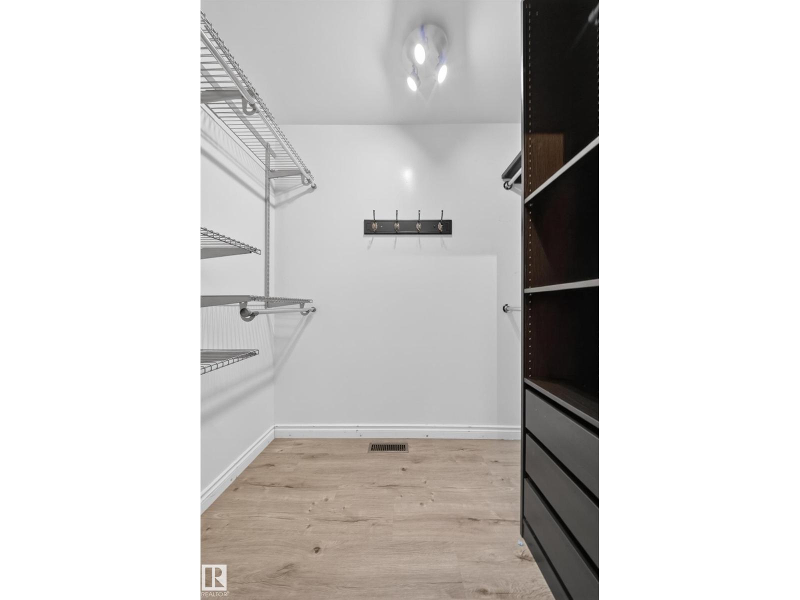 1767 61 St Nw, Edmonton, Alberta  T6L 1X5 - Photo 13 - E4484947