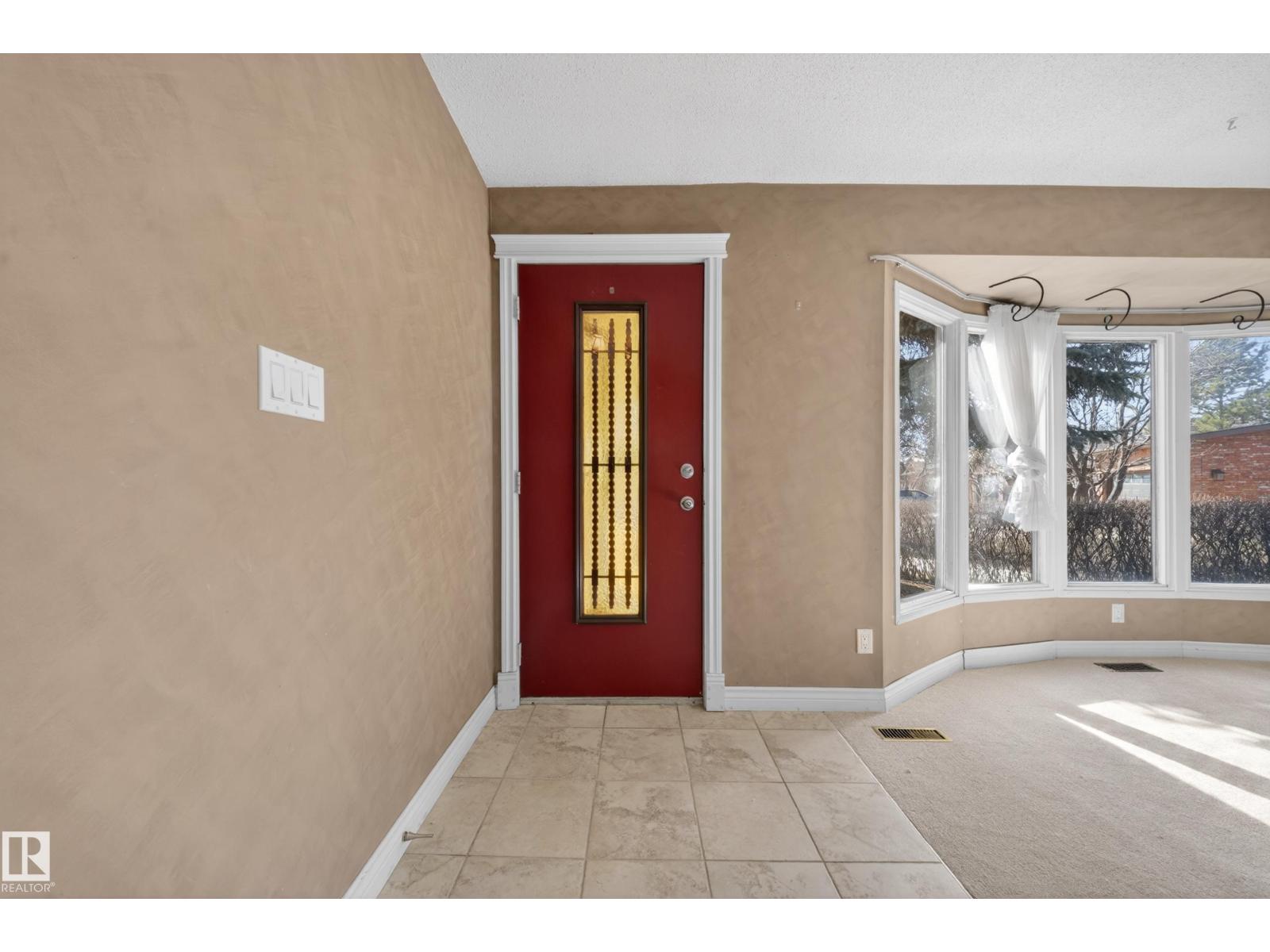 1767 61 St Nw, Edmonton, Alberta  T6L 1X5 - Photo 25 - E4484947