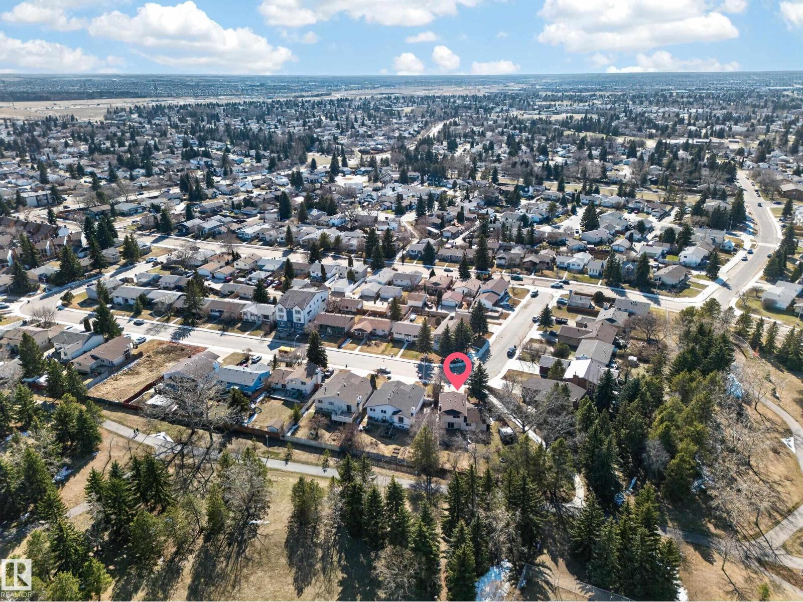 1767 61 St Nw, Edmonton, Alberta  T6L 1X5 - Photo 7 - E4484947