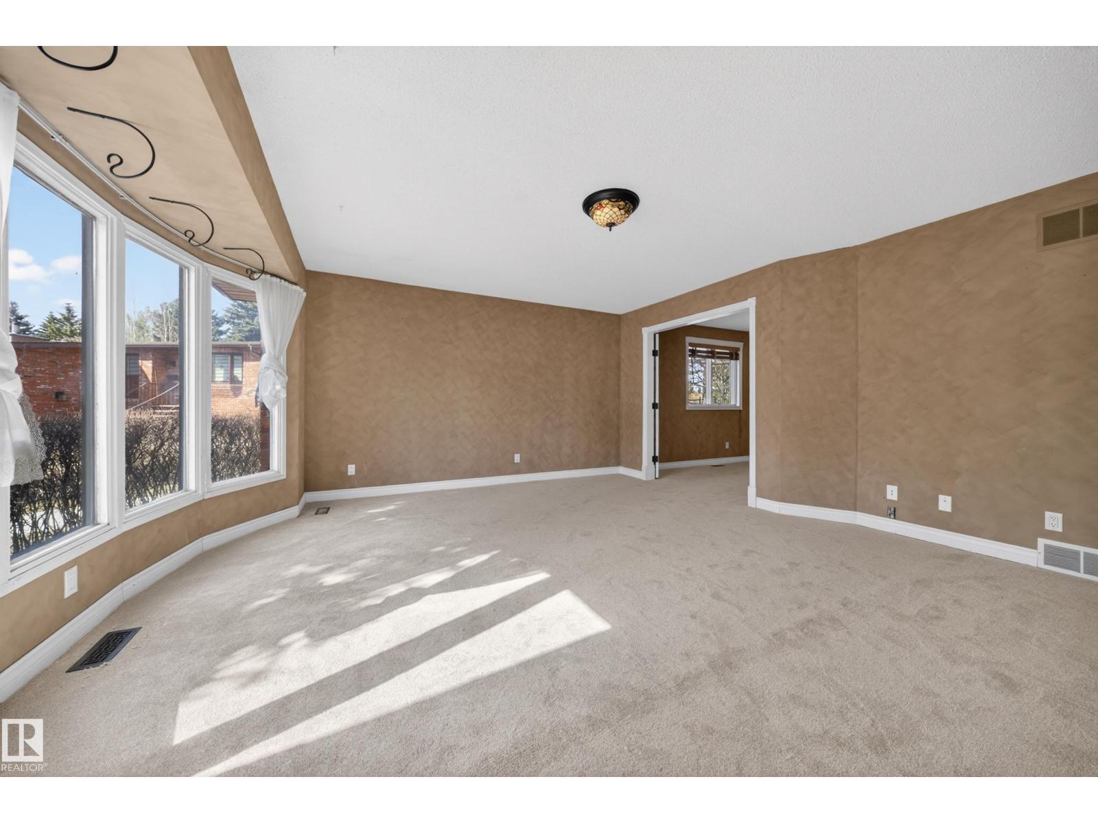 1767 61 St Nw, Edmonton, Alberta  T6L 1X5 - Photo 31 - E4484947