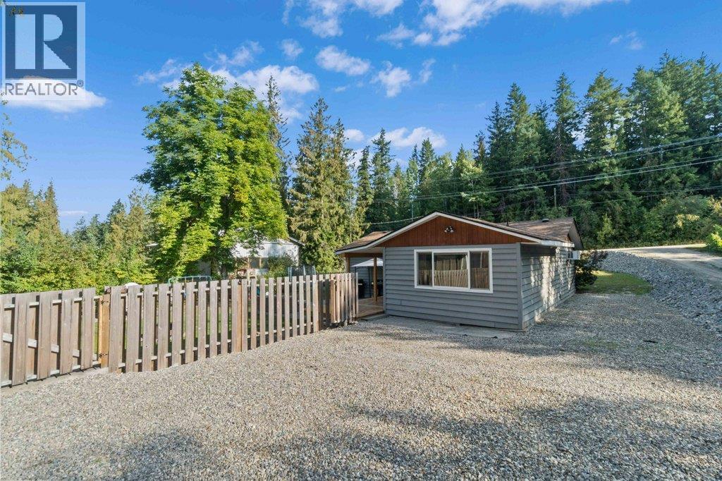 1294 Notch Hill Road, Sorrento, British Columbia  V0E 2W0 - Photo 22 - 10385439