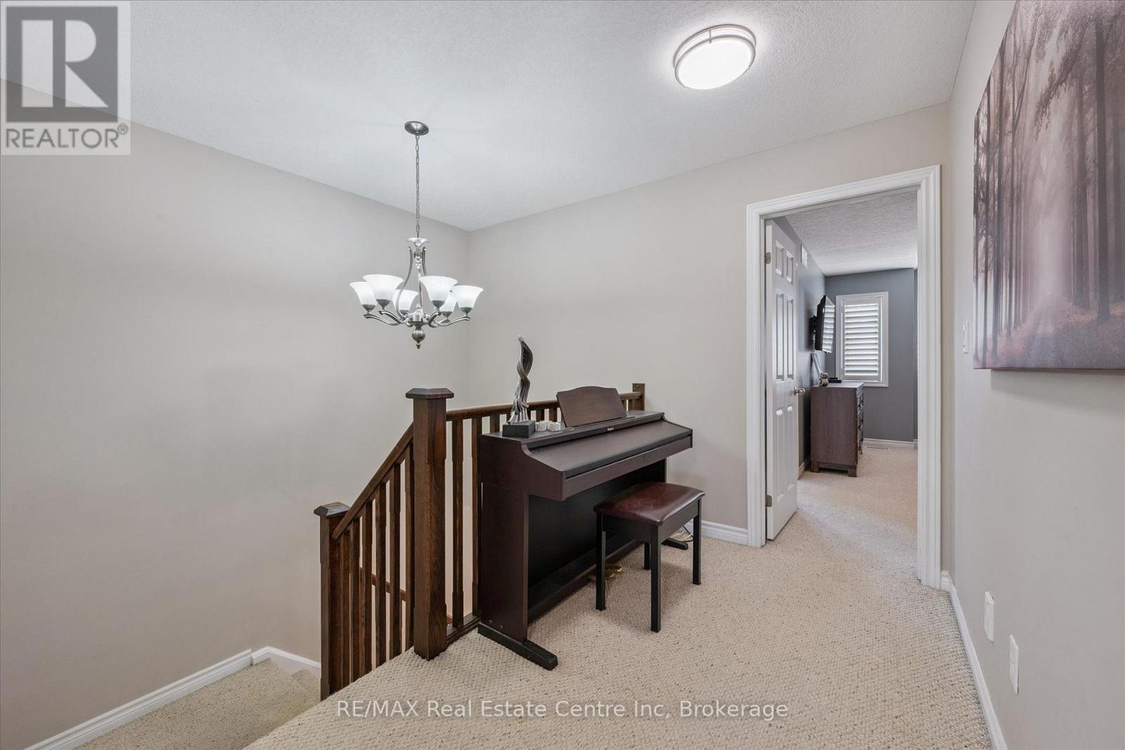 58 Clough Crescent, Guelph, Ontario  N1L 0G1 - Photo 18 - X13064574