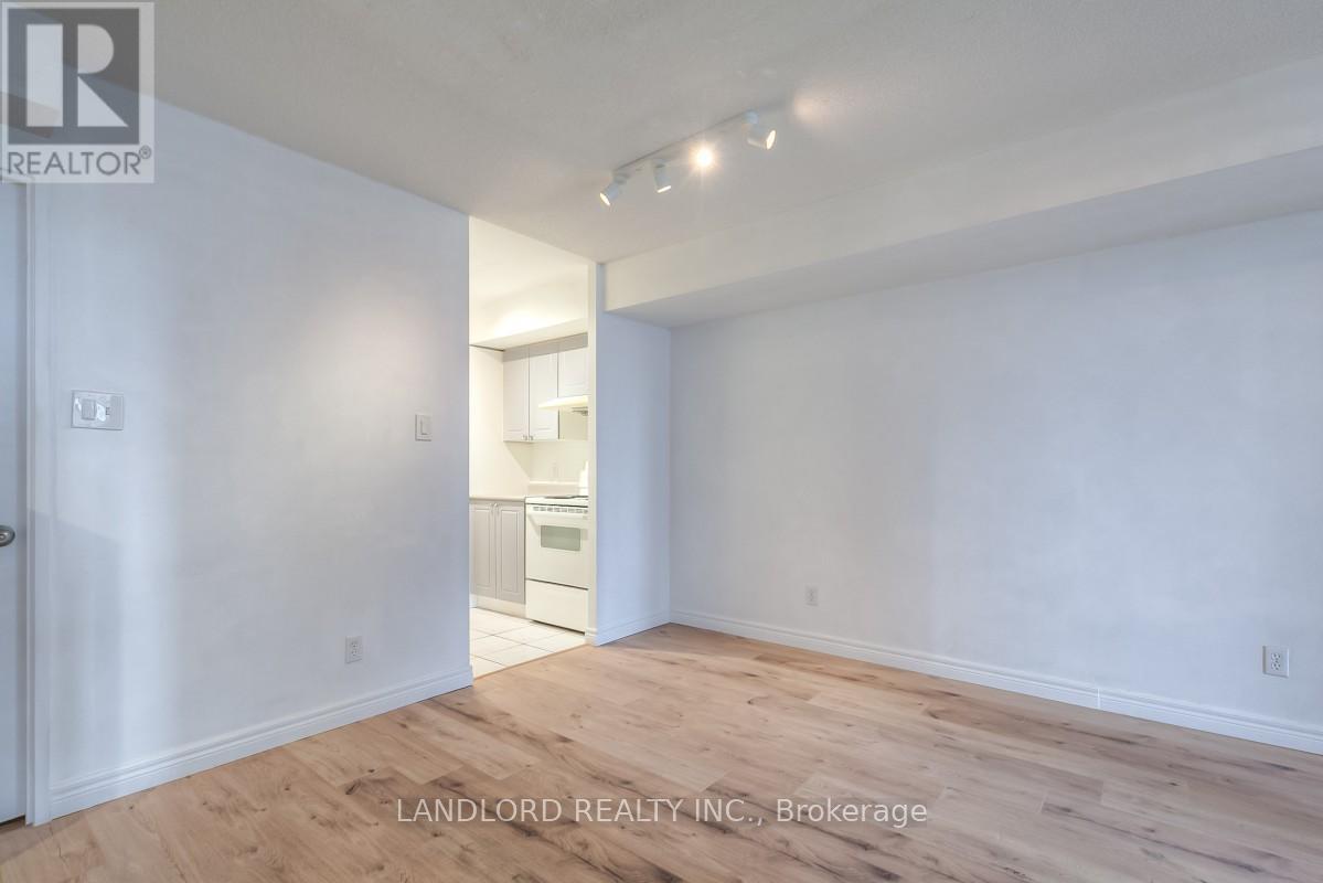 801 - 256 Doris Avenue, Toronto, Ontario  M2N 6X8 - Photo 5 - C13064604