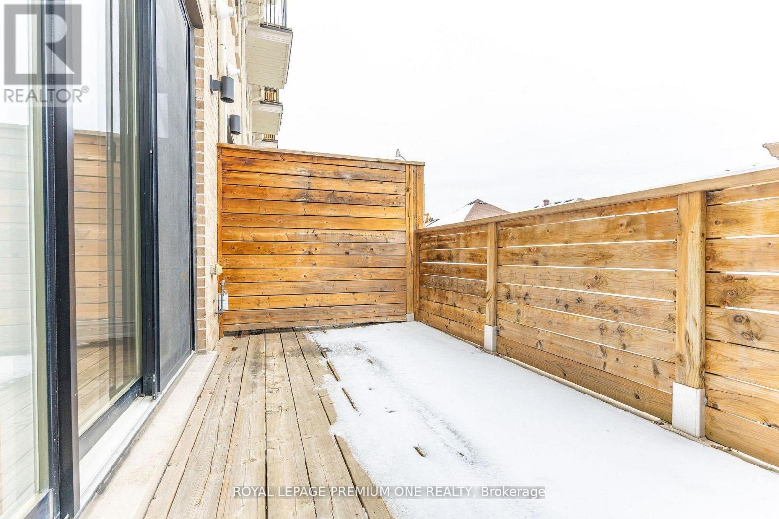 31 Salvador Allende Court, Toronto, Ontario  M6G 0A3 - Photo 13 - C13064640
