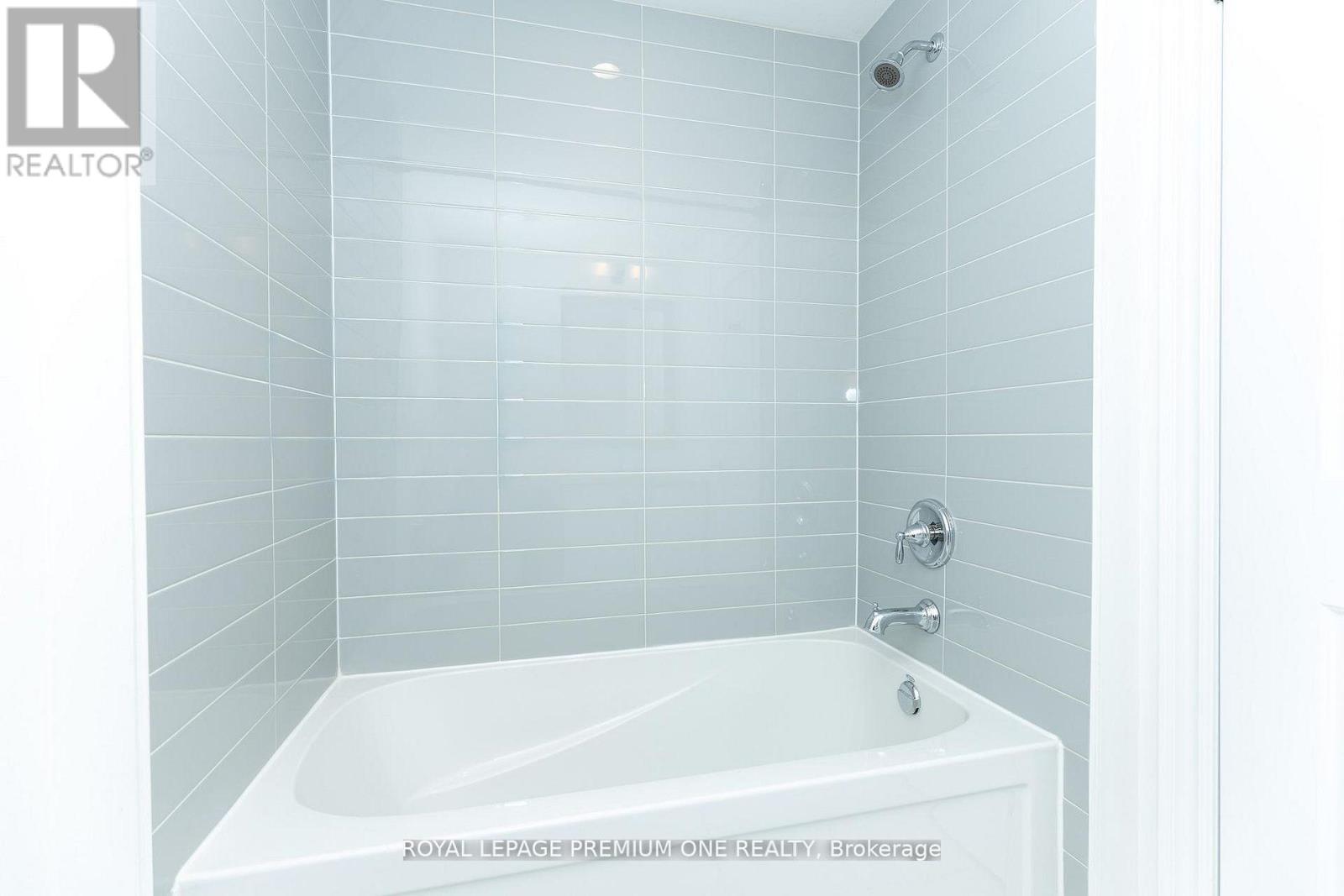 31 Salvador Allende Court, Toronto, Ontario  M6G 0A3 - Photo 22 - C13064640
