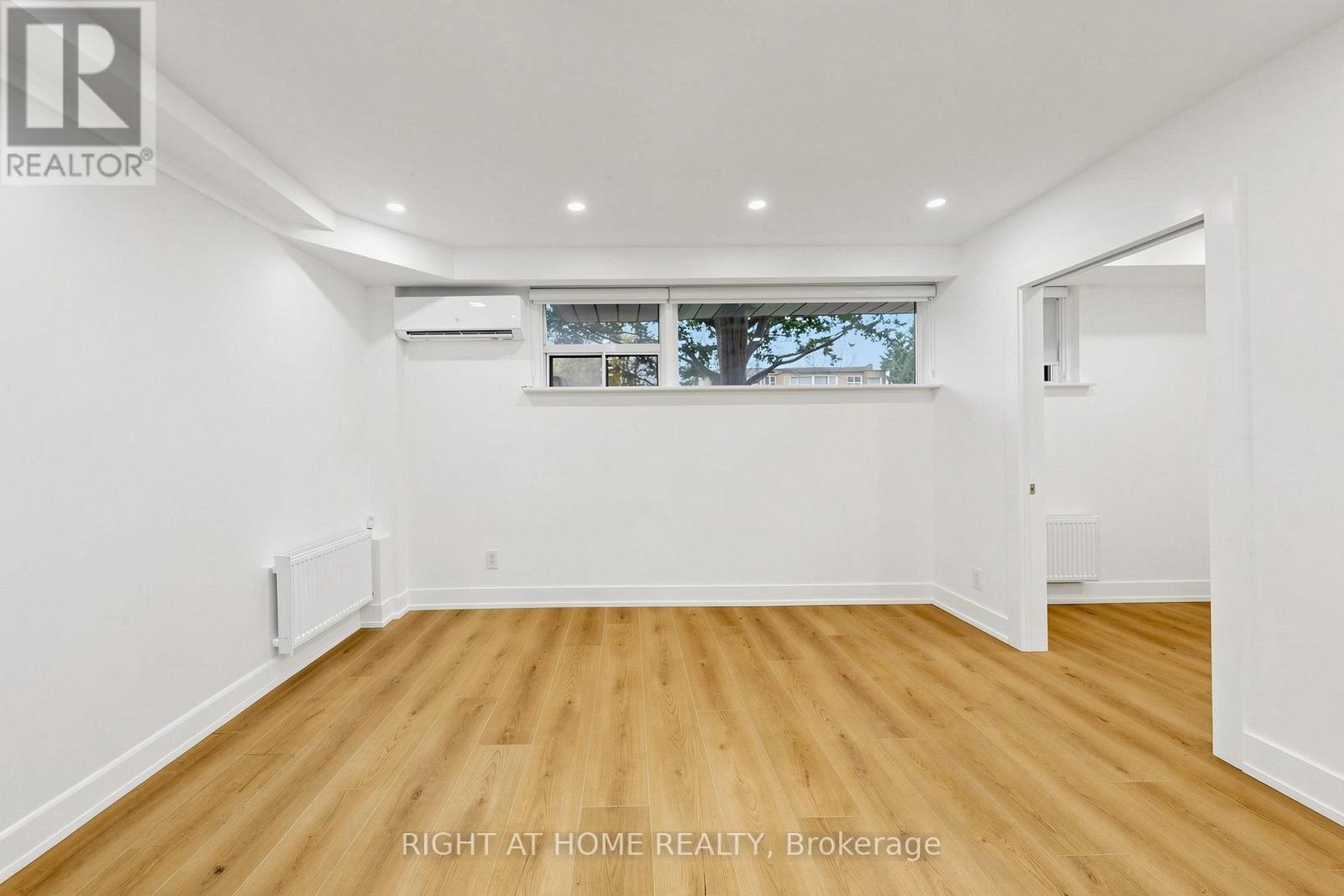 1 - 427 Lawrence Avenue W, Toronto, Ontario  M5M 1C3 - Photo 4 - C13064664