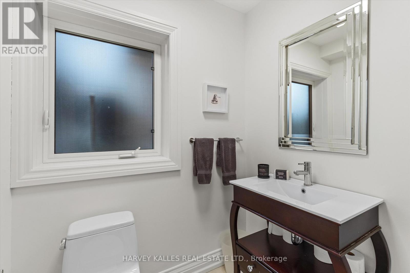 40 Bryant Street, Toronto, Ontario  M3H 5A1 - Photo 12 - C13064704