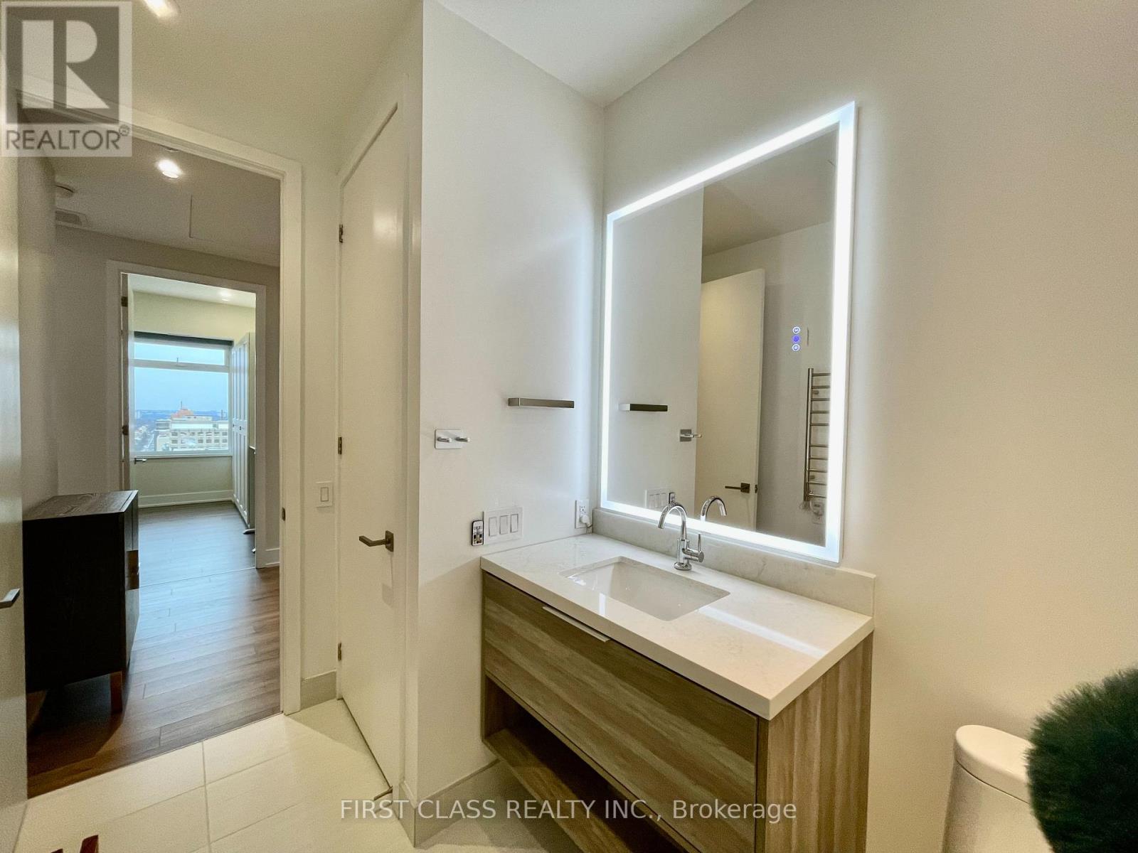 1505 - 111 St Clair Avenue W, Toronto, Ontario  M4V 1N5 - Photo 21 - C13064716