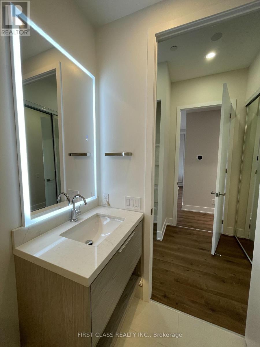 1505 - 111 St Clair Avenue W, Toronto, Ontario  M4V 1N5 - Photo 26 - C13064716