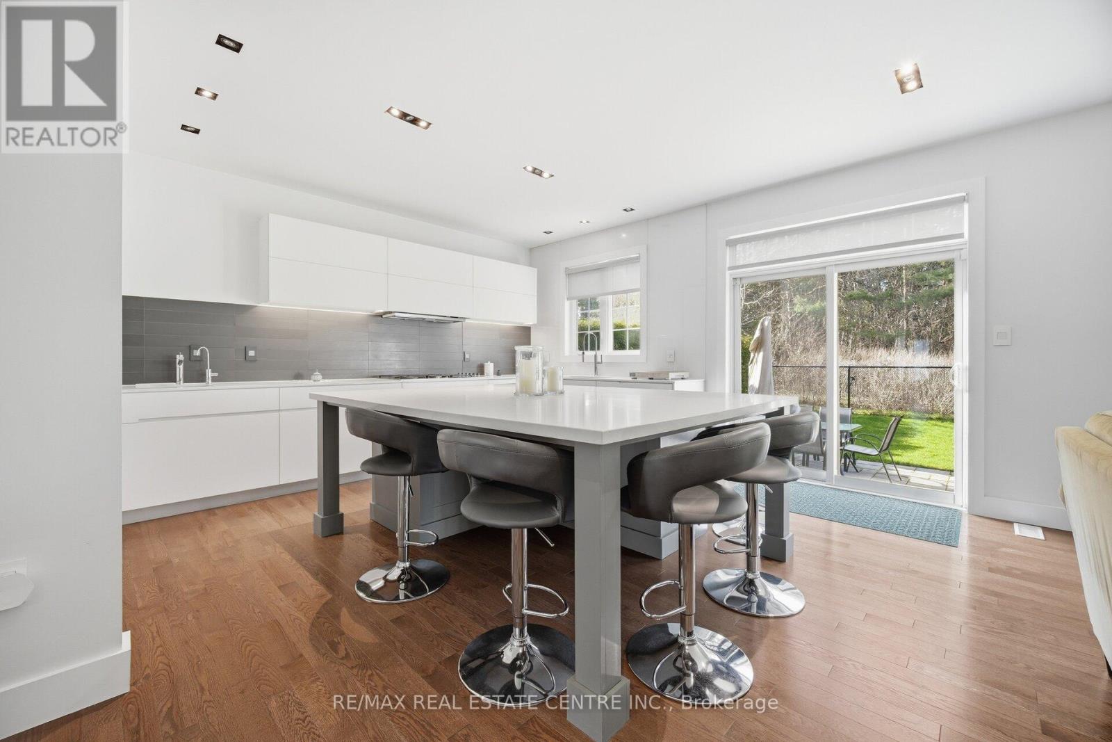 146 Riding Mountain Drive, Richmond Hill, Ontario  L4E 0T9 - Photo 13 - N13064572
