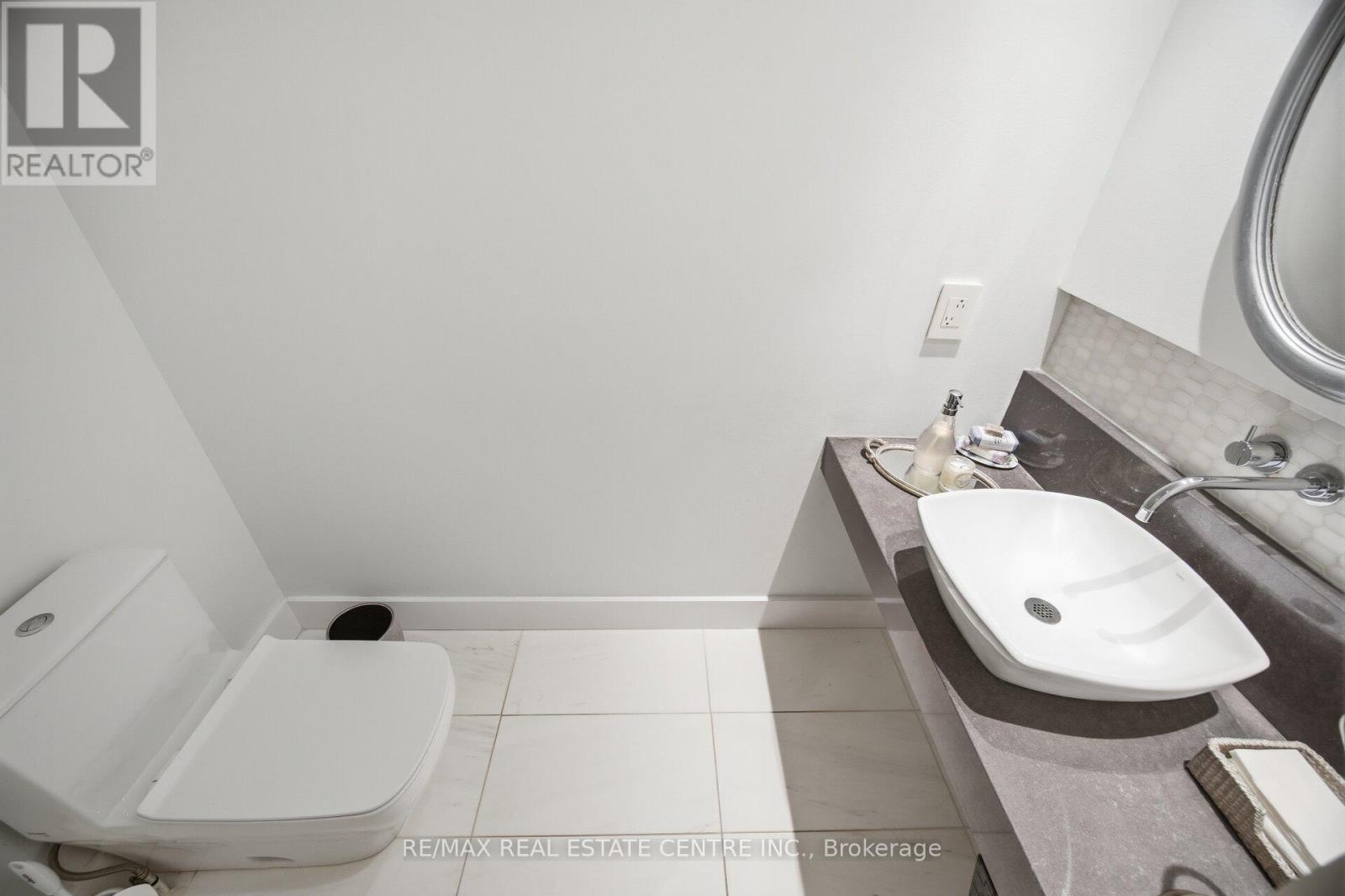 146 Riding Mountain Drive, Richmond Hill, Ontario  L4E 0T9 - Photo 19 - N13064572